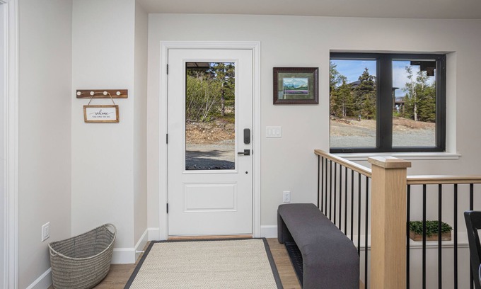 Bear Valley House | Cozy Guest House In The Chugach Mountains