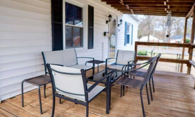 Charlotte House | Cozy & Happy Home :) AB