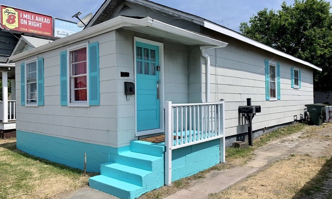 Willoughby Spit Cottage | Cozy Historic Beach House in Ocean View by RedAwning