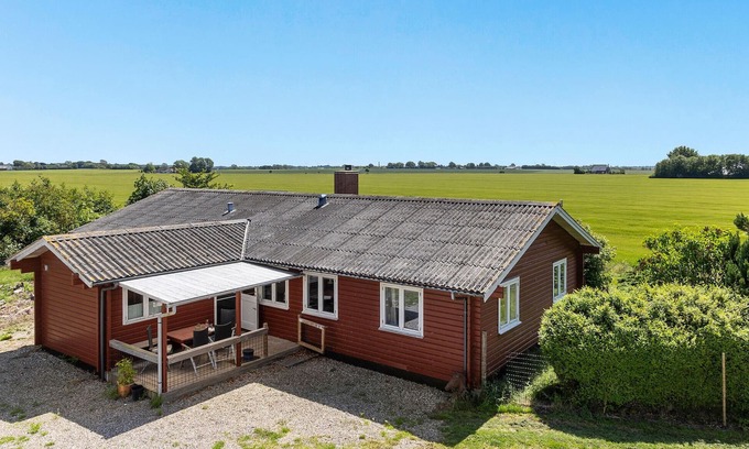 Bogense House | Cozy home in Bogense with sauna
