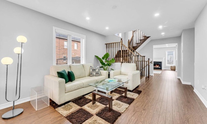 Thorold House | Cozy Home in Niagara 10 mins from Falls and Brock