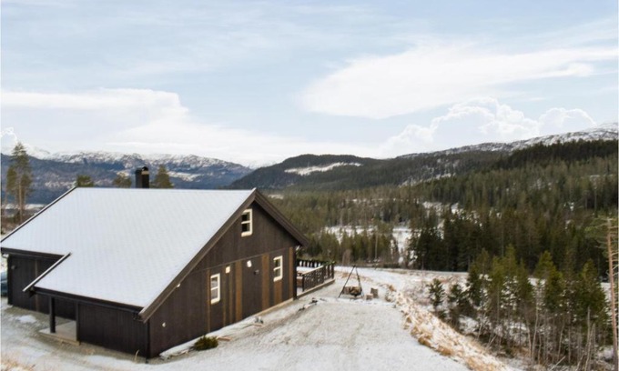 Voss House | Cozy Home In Voss With Kitchen