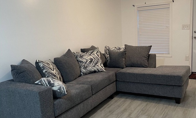 Northside House | Cozy Home located in a historical neighborhood