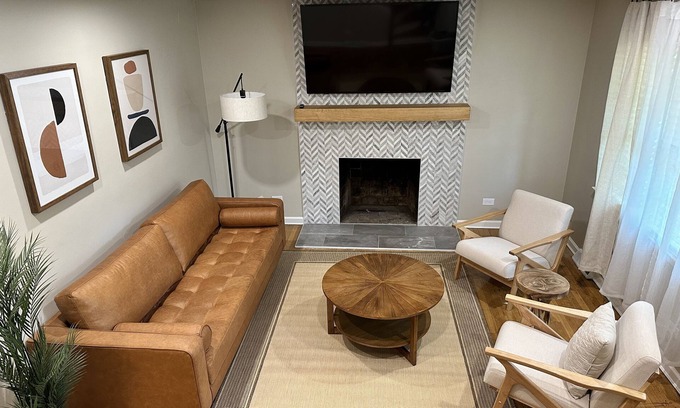 Fry's Spring House | Cozy Home with Walking Distance to Scott Stadium