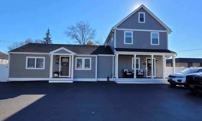 Danvers House | Cozy house, close to downtown Danvers