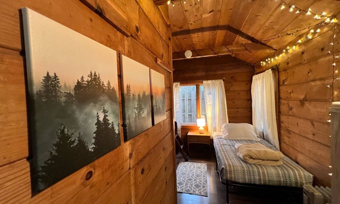 Three Rivers House | Cozy House on the Lake
