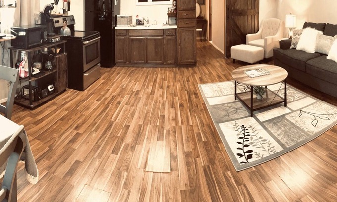 Cotton Center Other | Cozy little Farmhouse located 20 min from Lubbock and 18 min from the airport.