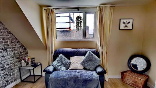 Kirkwall Apartment | Cozy Loft In The Heart Of Kirkwall OR00239F
