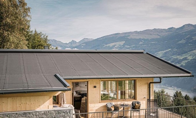 Hippach Ski Chalet | Cozy Luxury Chalet Comfortable Vacation Home