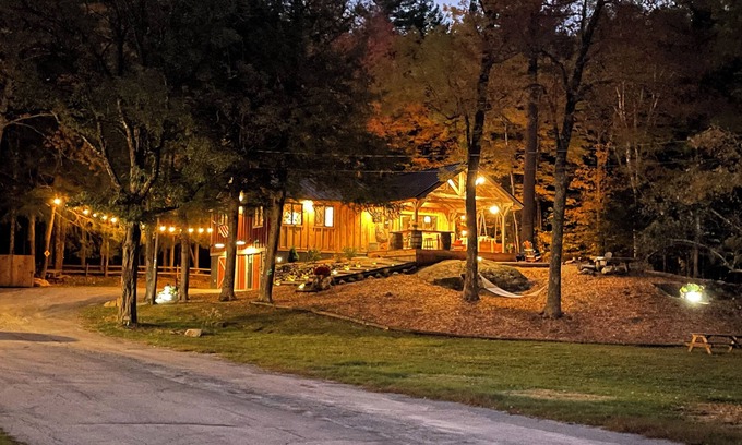 Woodstock Cabin | Cozy Mountain Cabin Hideaway in the heart of the White Mountains