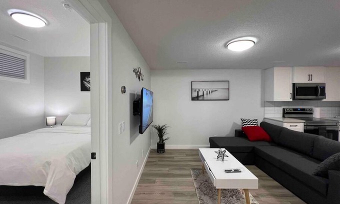 Calgary Apartment | Cozy New Suite in NW Calgary