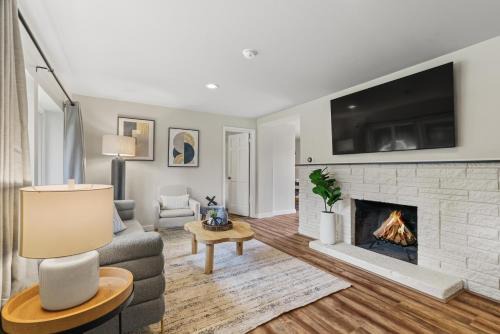 Olympic Hills House | Cozy North Seattle Rambler with Spacious Yard