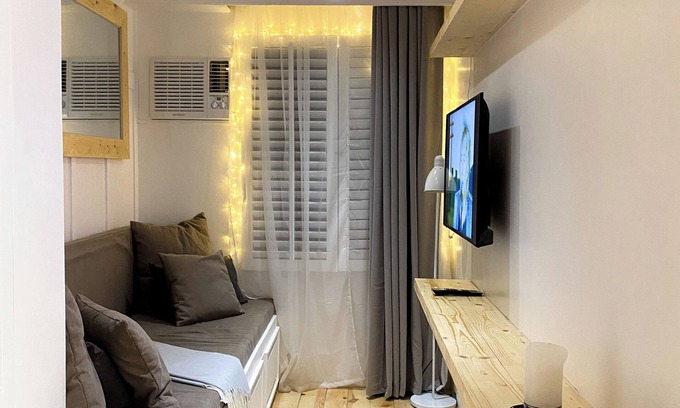Mandaue Condo | Cozy & Peaceful 2BR with Disney Netflix 65” TV Fast WiFi