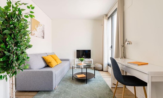 Cuatro Caminos Apartment | Cozy Penthouse with swimming pool and parking-A-CASTELL