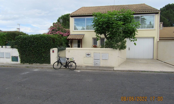 Baillargues Villa | Cozy pied-à-terre - villa located in a dead end street in BAILLARGUES (34670)nn
