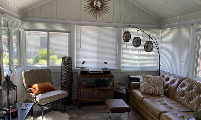 Fenwick Cottage | Cozy, remodeled 1940’s lake cottage on Long Lake in Ionia County