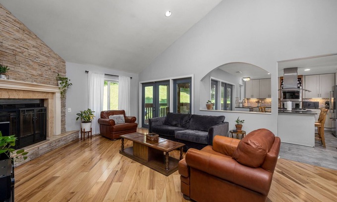 Old Jamestown House | Cozy Renovated Bungalow Perfect for Families