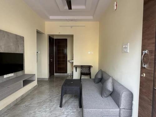 Electronics City Apartment | Cozy Room 1Bhk with Lift 402