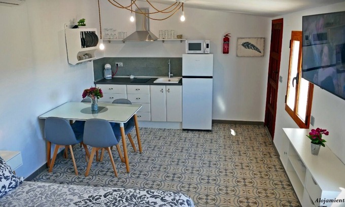 Archez Apartment | Cozy rural apartment for couples 1km from the nearest town