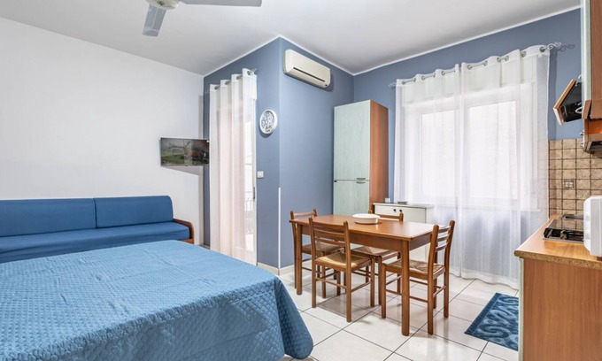 Chianchitta-Pallio Apartment | Cozy Studio x2 - w/Balcony