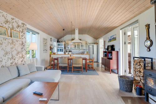 Udsholt House | Cozy Summer House In The Heart Of North Zealand