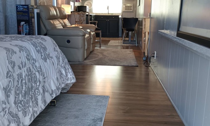 Tempe House | Cozy Tempe Studio For Rent
