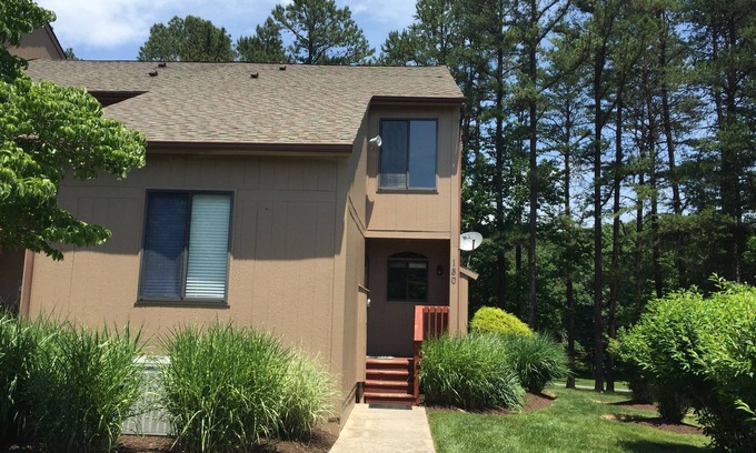 The Woods House | Cozy townhouse on Woods Resort Golf, spa, swimming, tennis and hiking