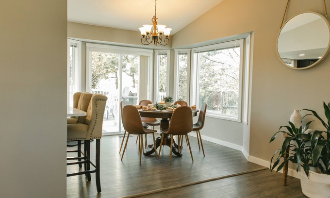 East Wenatchee House | Cozy updated home in East Wenatchee with a great location and pet-friendly!
