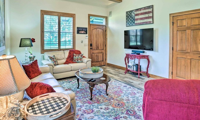 Valrico House | Cozy Valrico Home w/ Grill ~ 14 Mi to Tampa!
