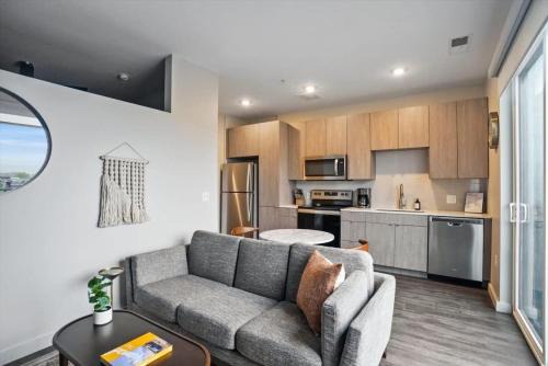 Lower Lawrenceville Apartment | CozySuites Roomy 1BR, Lawrenceville