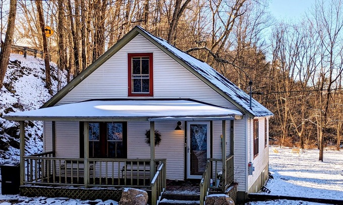 Red Creek House | Creekside Canaan Cabin - close to trails, no pet fee!
