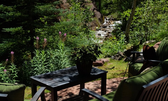 Redstone House | Creekside Chalet in the Crystal River Valley