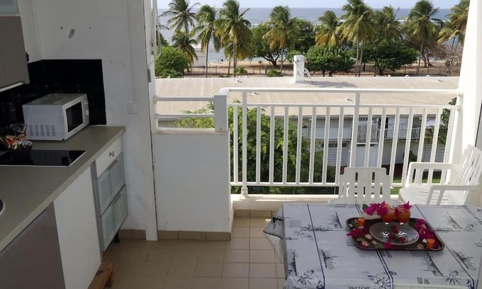 L'Autre-Bord Apartment | Creolys 971 - Alizé View - Duplex avec vue mer