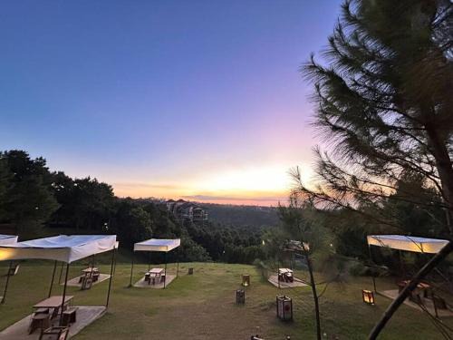 Canlubang Apartment | Crosswinds Resort Deluxe Condo Suite