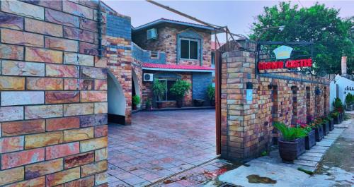 Peshawar House | Crown Castle Peshawar