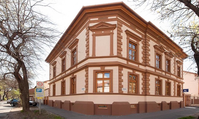 Szeged House | Csanabella House