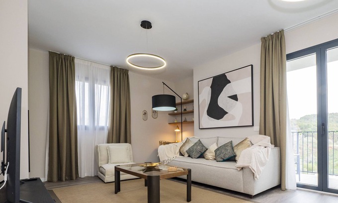 Puerto de la Torre Apartment | Cubo's Andalucia Luxury Malaga Apartment/communal pool/parking included/terrace