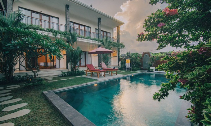 Medahan House | Cucukan Beach Guest House