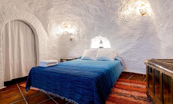 Sacromonte House | Cuevas El Abanico - VTAR vivienda turística de alojamiento rural