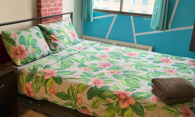 Downtown Calgary Apartment | Cultural Fusion: Cozy Urban Escape
