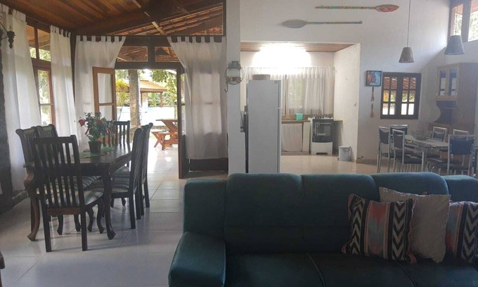 Praia da Fortaleza House | Curta a Natureza da Praia de Fortaleza Nesta Confortável Casa a 50m da Praia