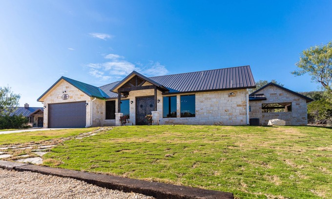 Sabinal House | Custom Home located in the beautiful Golf Club of Texas