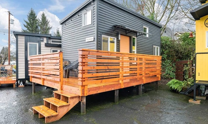 Kerns House | Custom Tiny Home w/ Finnish Vibe, Firepit, Kitchen
