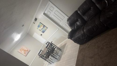 Greater Greenspoint Apartment | Cute and Cozy 1 Bedroom Apartment