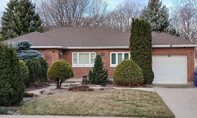 Sioux Center House | Cute place in quiet neighborhood close to Dordt University.