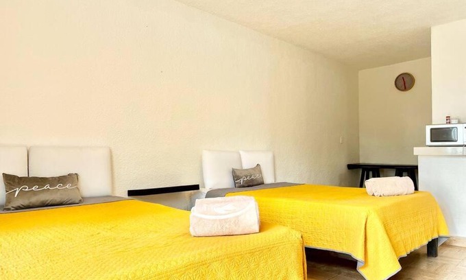 Zona Hotelera Apartment | Cute studio in Hotel Zone,easy move location Gre301b