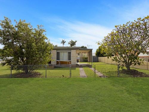 Urangan Apartment | Cutie On Cunningham
