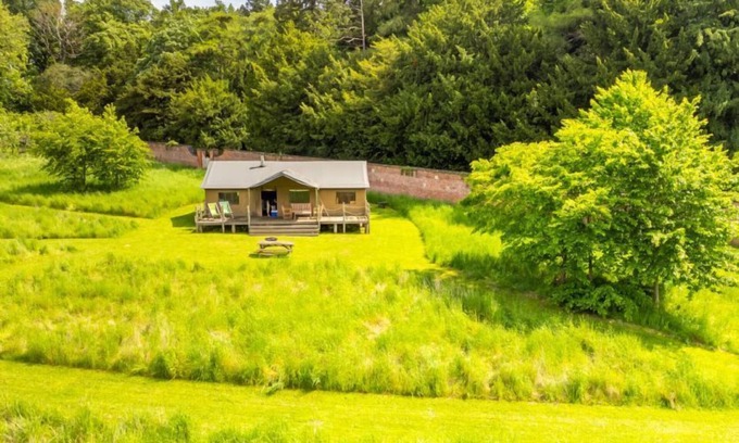 Exton Cabin | Cygnet at Exton Park