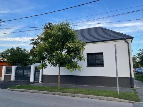 Zalaegerszeg Apartment | D 20 Apartmanház Zalaegerszeg Dózsa György utca 20