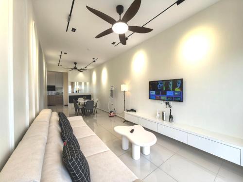 Kampung Lubok Peringgi Apartment | D Aman Infinity Pool and AS Tower View Homestay 05